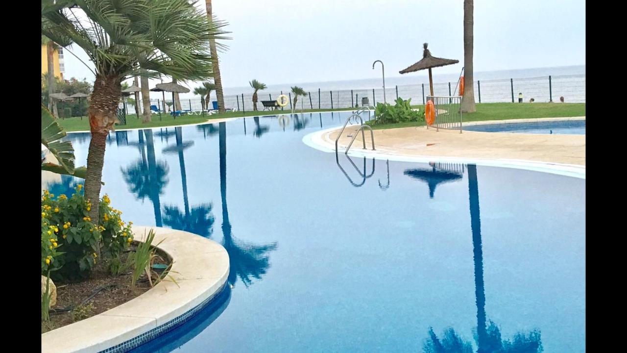 Mi Capricho 3-5 Beachfront- Apartment With Sea Views In Costa Del Sol Sitio de Calahonda Exteriör bild
