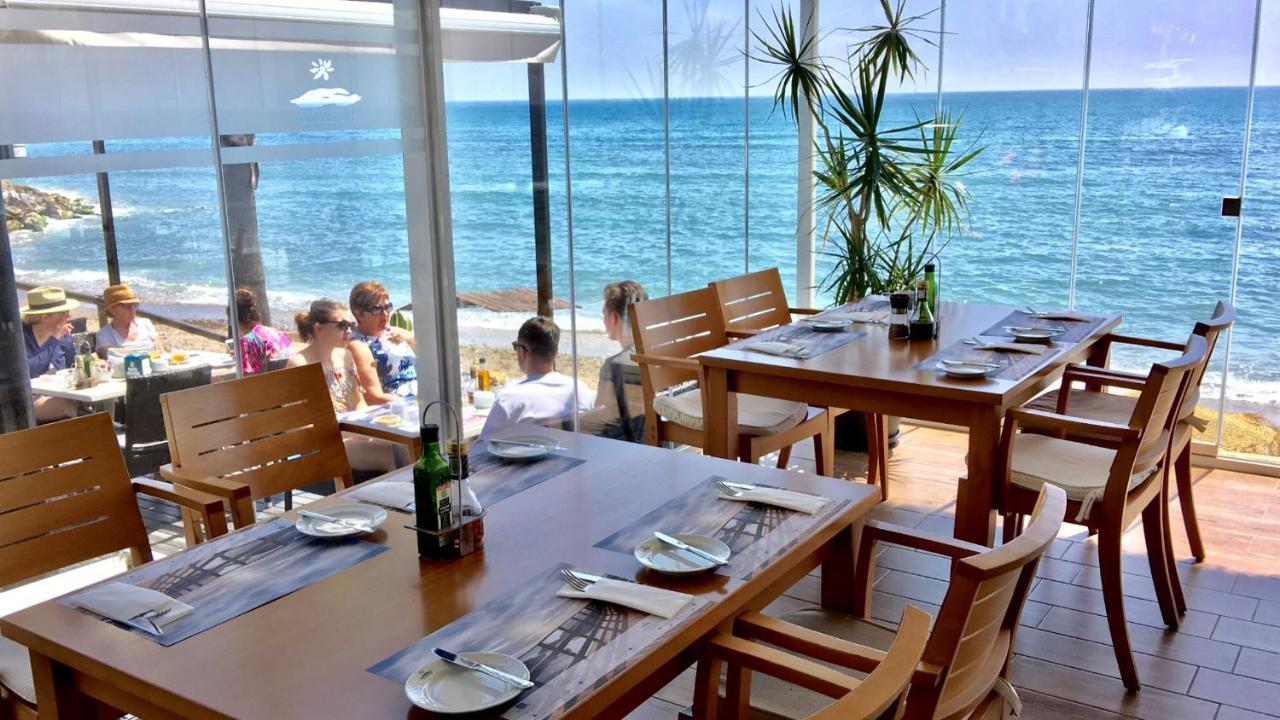 Mi Capricho 3-5 Beachfront- Apartment With Sea Views In Costa Del Sol Sitio de Calahonda Exteriör bild