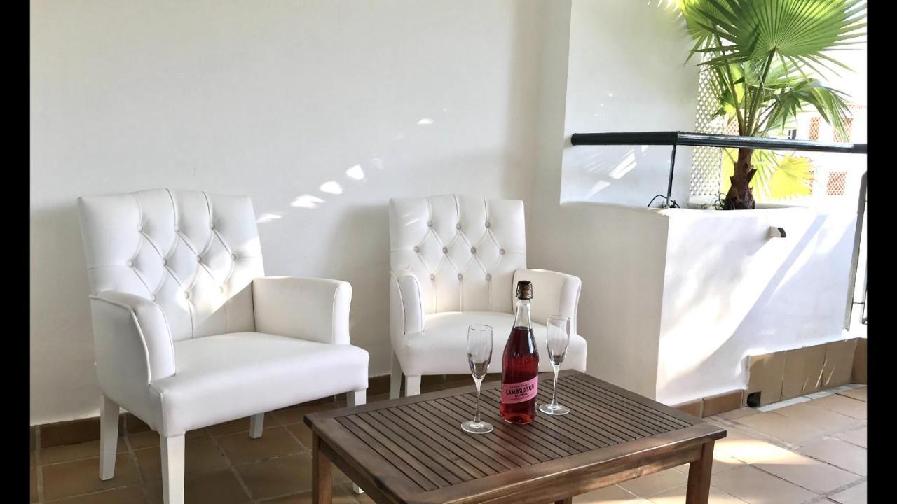 Mi Capricho 3-5 Beachfront- Apartment With Sea Views In Costa Del Sol Sitio de Calahonda Exteriör bild